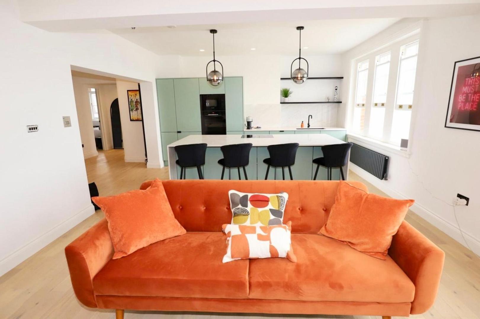 Newly Refurbished W/ River Views لندن المظهر الخارجي الصورة