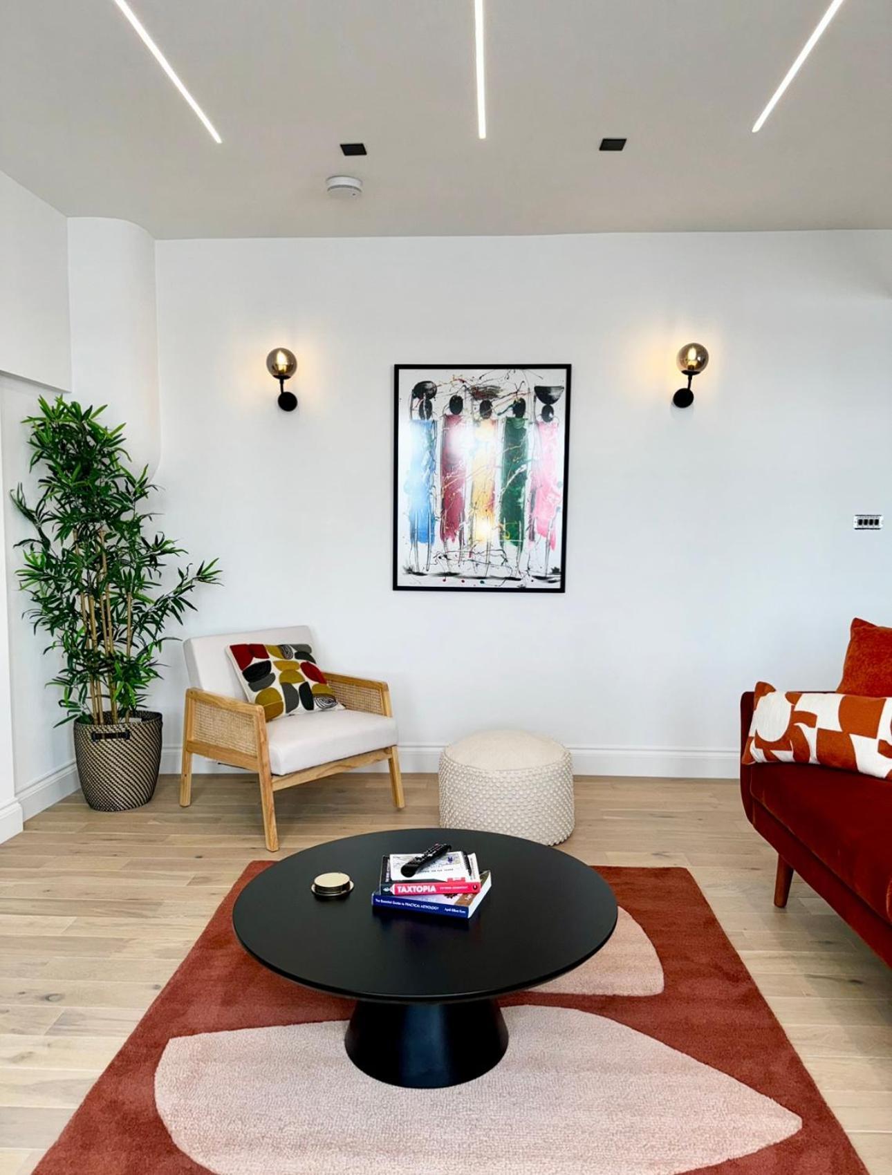 Newly Refurbished W/ River Views لندن المظهر الخارجي الصورة